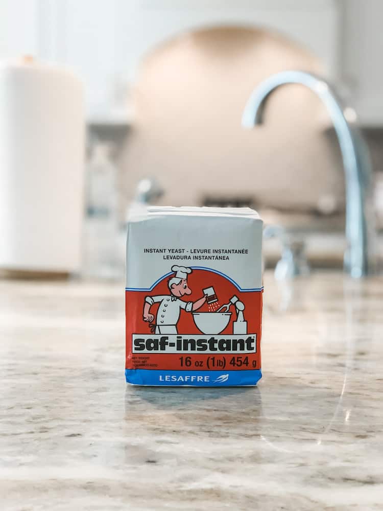 Instant SAF yeast for yeast breads and rolls